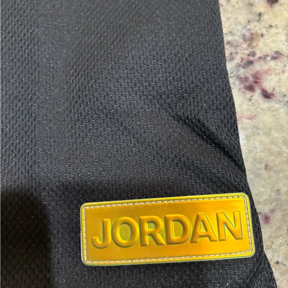 Jordan sleeveless jersey nwt #23 - Picture 4 of 4